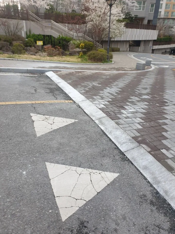 화강석포장 조경 보행로 바닥 포장